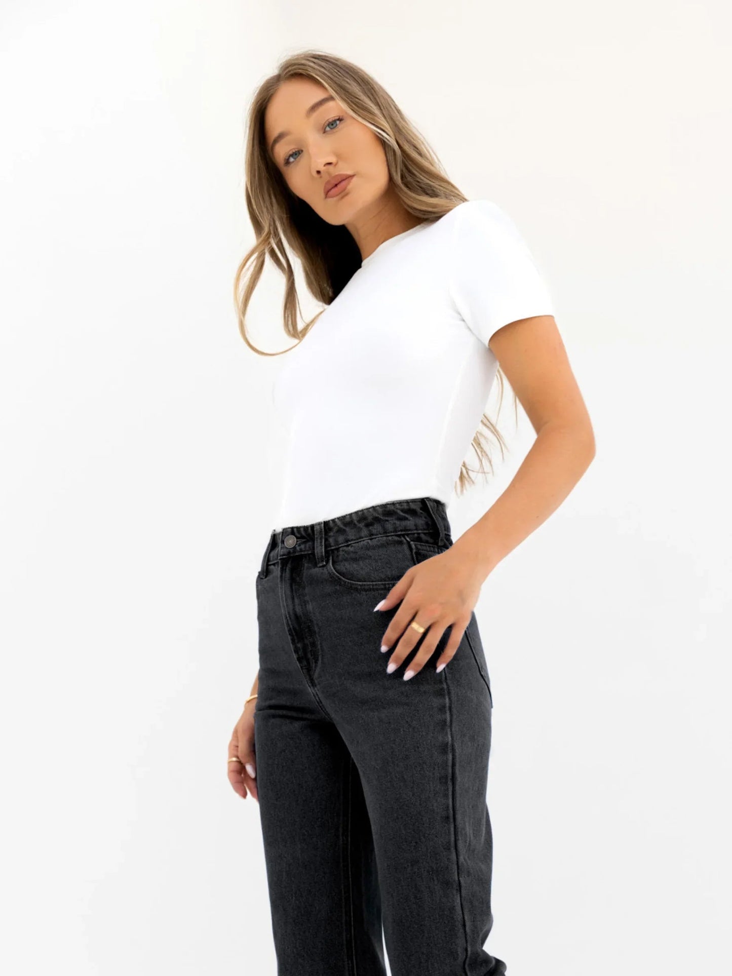 Straight Cut Jeans - Washed Black