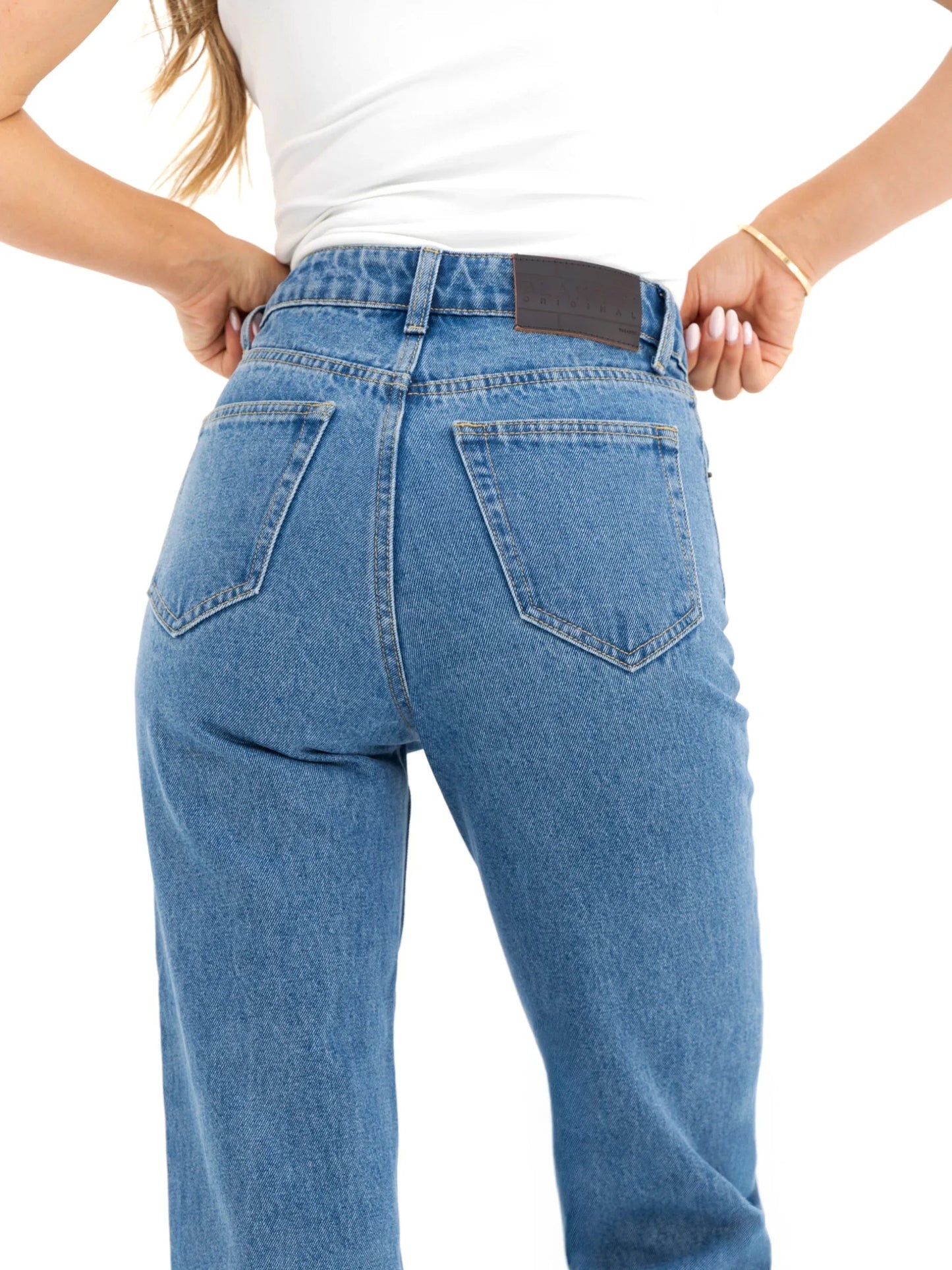 Straight Cut Jeans - Mid Blue