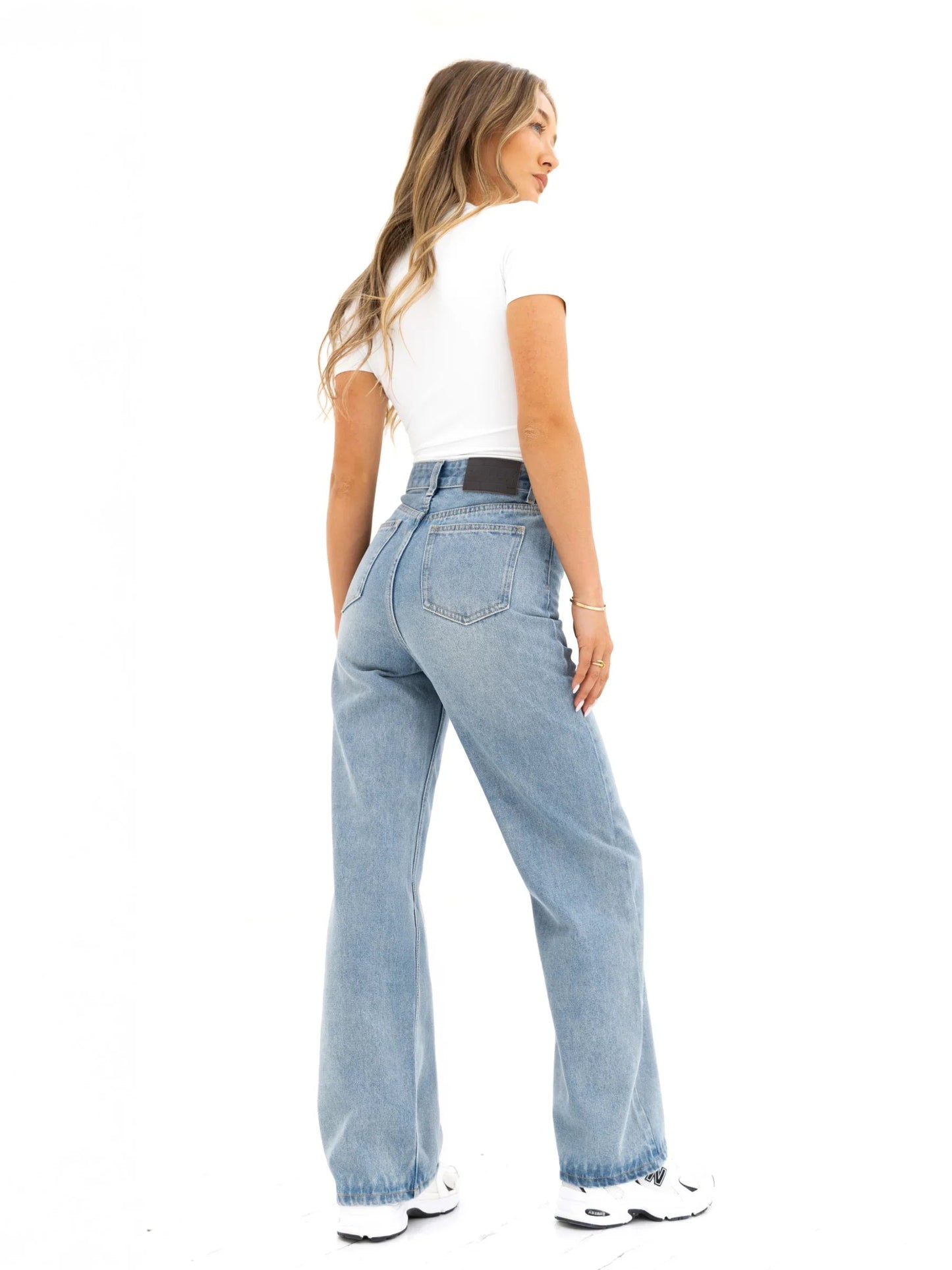 Wide Leg Jeans - Faded Blue