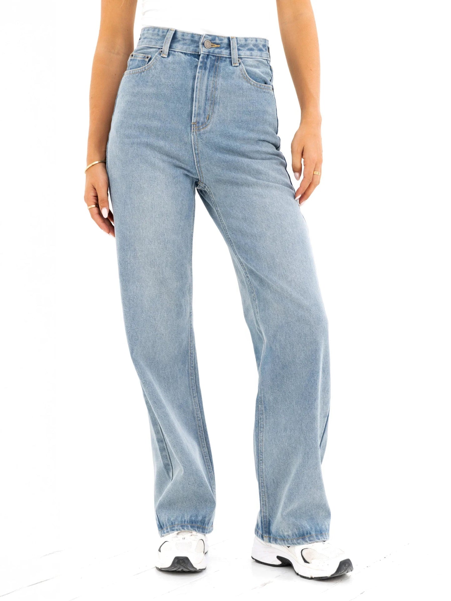 Wide Leg Jeans - Faded Blue