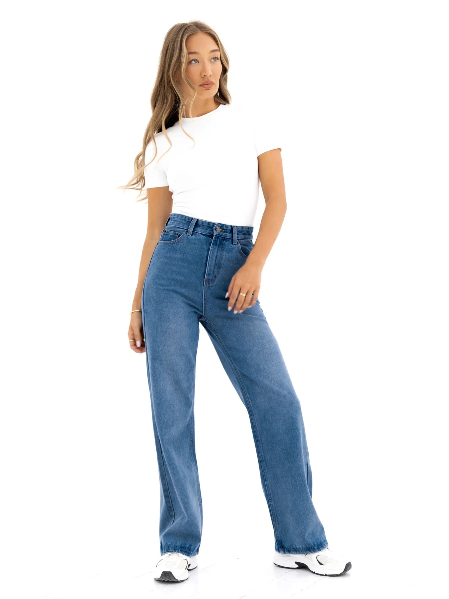 Wide Leg Jeans - Mid Blue