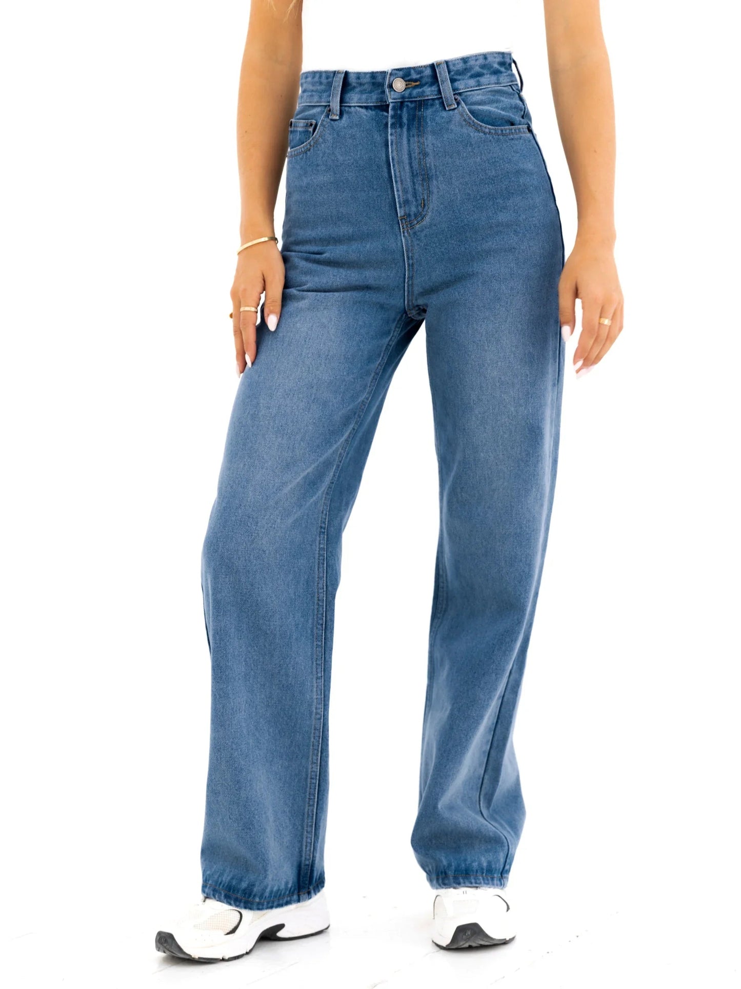 Wide Leg Jeans - Mid Blue