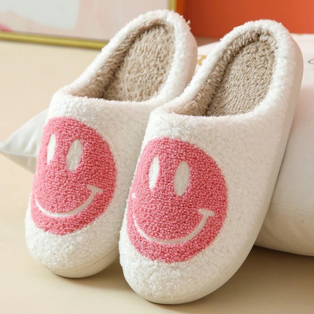 Smiley emoji slippers