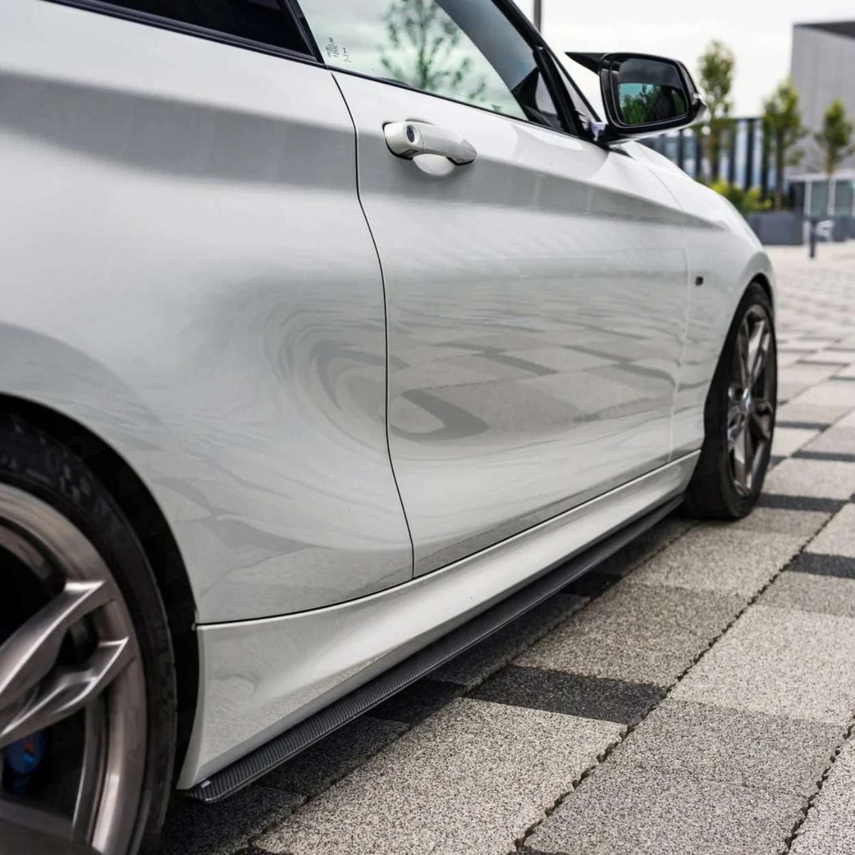 Pre-Preg Dry Carbon Fibre Side Skirts Mt Style For BMW 1 & 2 Series F20/F21/F22/F23 LCI (2015-2019)