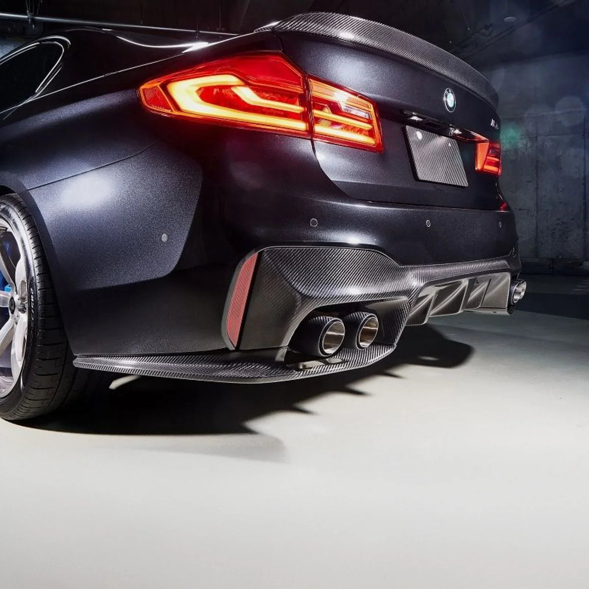 BMW M5 F90 Carbon Fibre 3D Style Rear Diffuser (2017-2024)