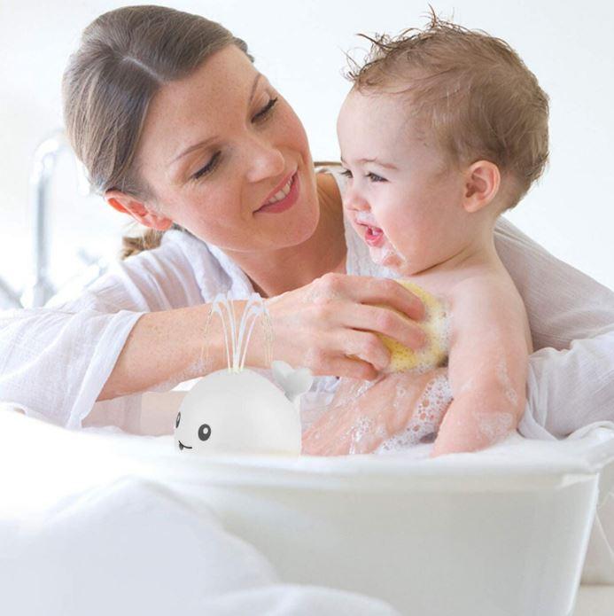 Bath toy – sprinkler whale
